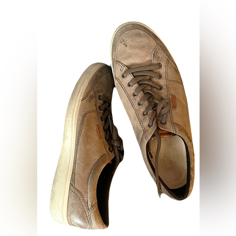 Ecco Men's Tan Leather Sneakers